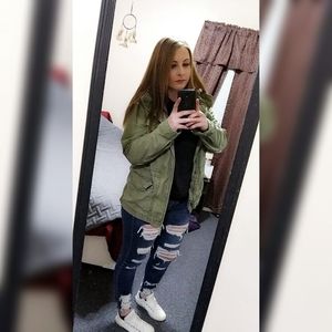 Meet your Posher, Krista